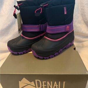 NEW Denali Black and Purple Winter Boots big kids size 4